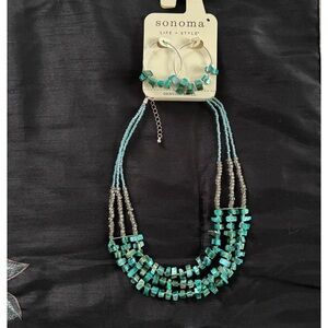 Shell necklace & hoop earrings green blue